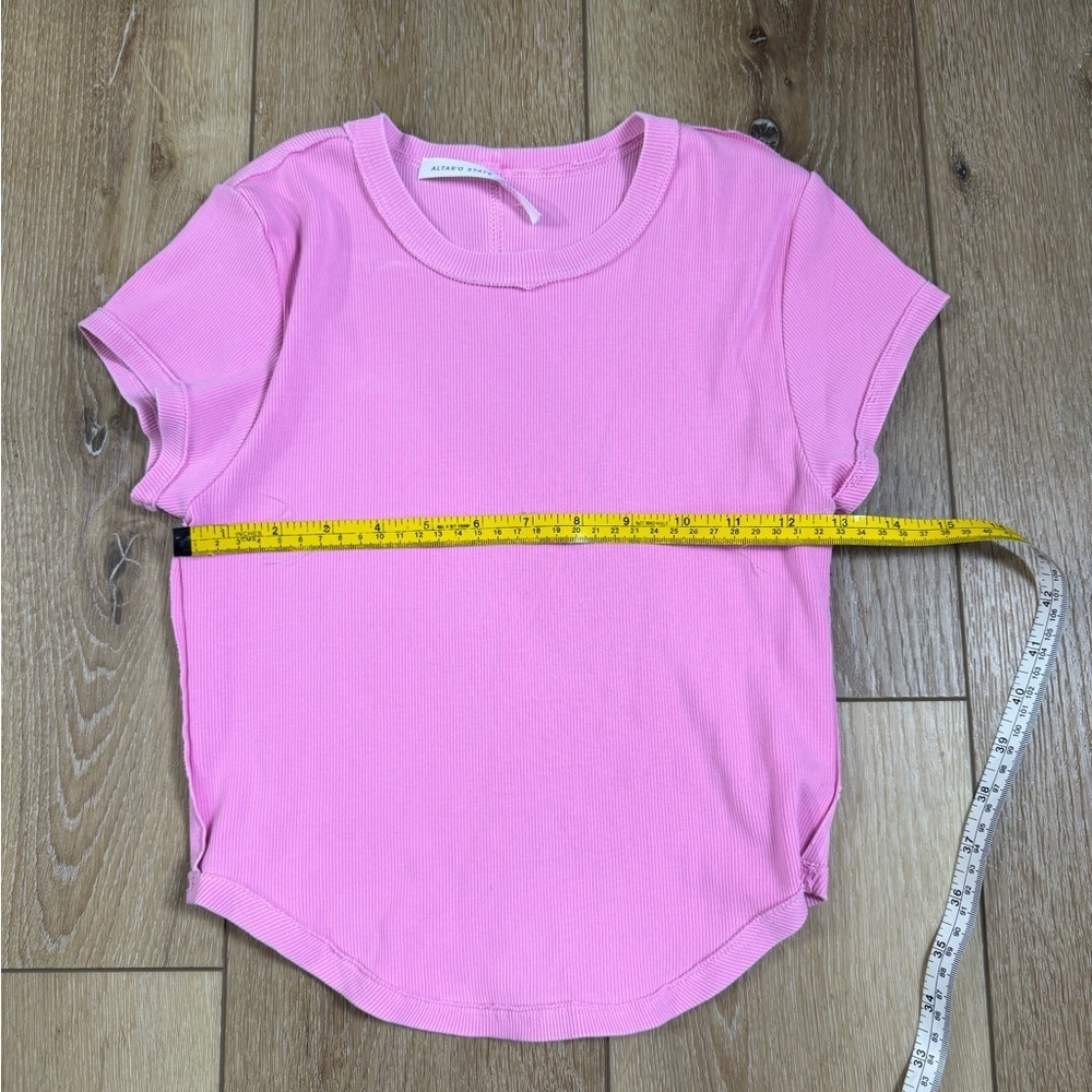 Altar’d State Baby Tee Pink Women’s Size Small - Picture 4 of 9